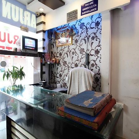 ניו דלהי Hotel Arjun מראה חיצוני תמונה