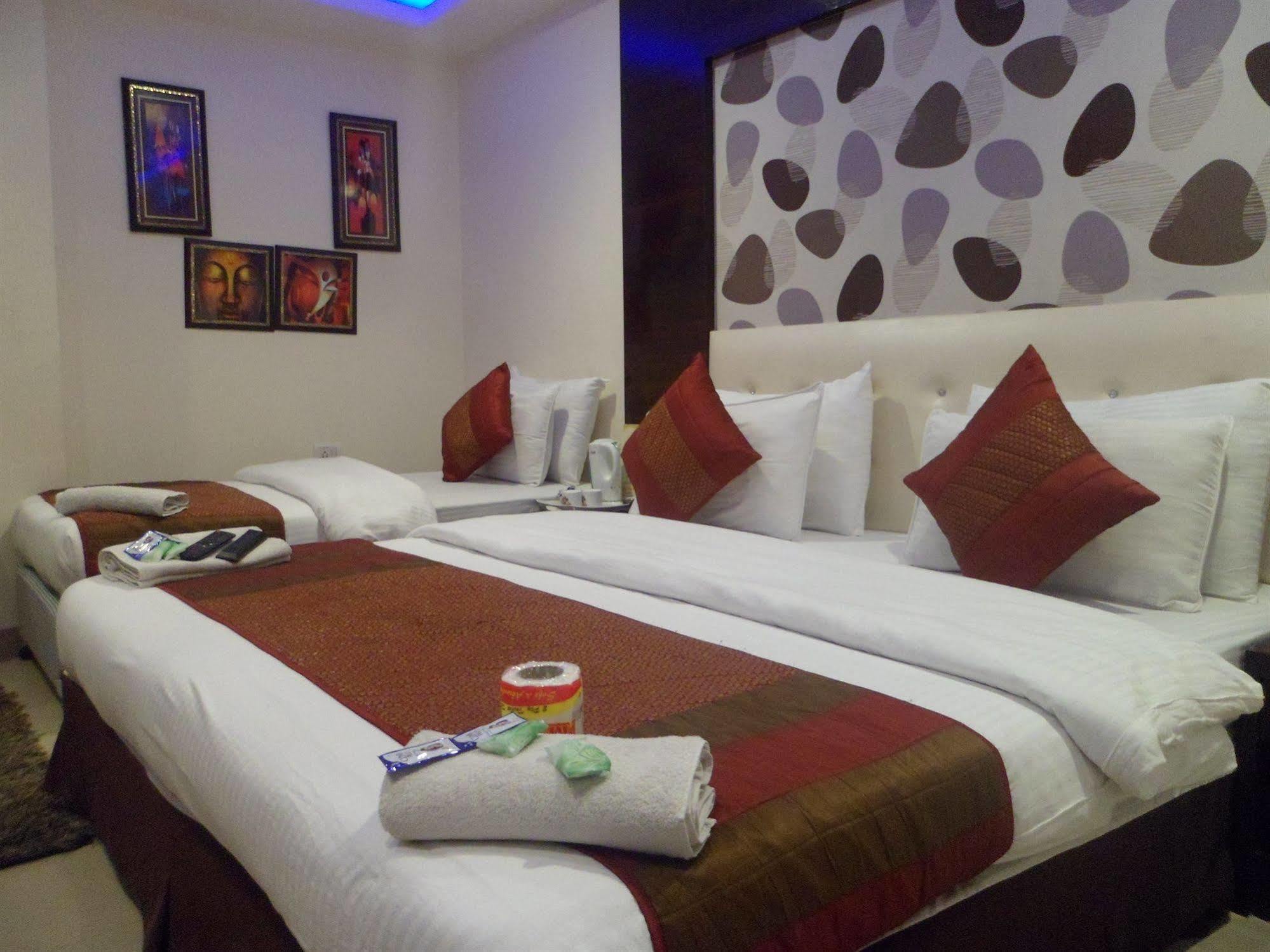 ניו דלהי Hotel Arjun מראה חיצוני תמונה
